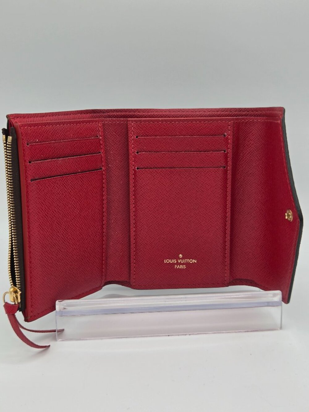 Louis Vuitton Victorine Wallet โ Damier Ebene | Cherry Interior | Pre-Owned - Picture 9 of 16